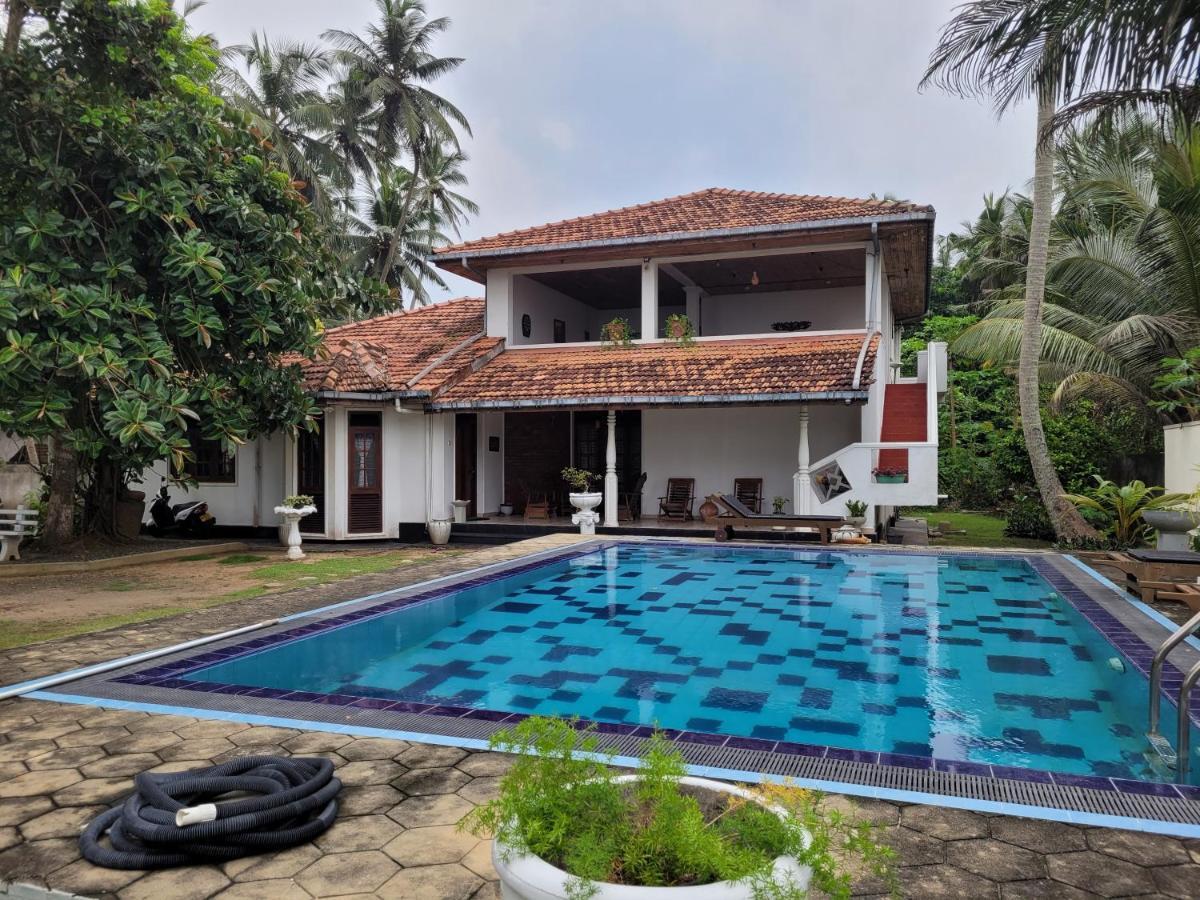 Villa Sea Sprays Хіккадува Екстер'єр фото