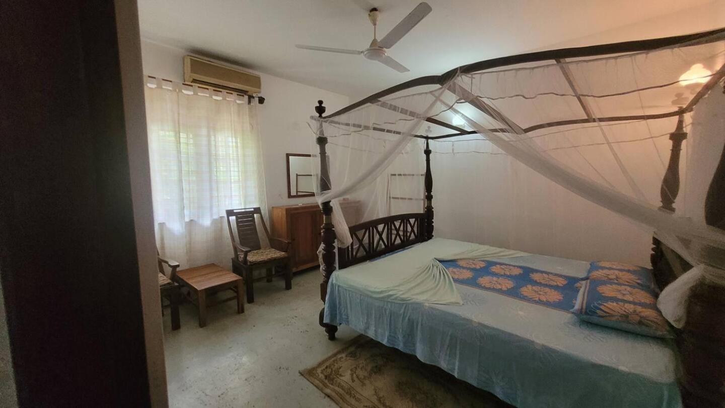 Villa Sea Sprays Хіккадува Екстер'єр фото
