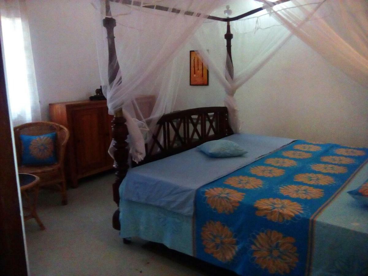 Villa Sea Sprays Хіккадува Екстер'єр фото