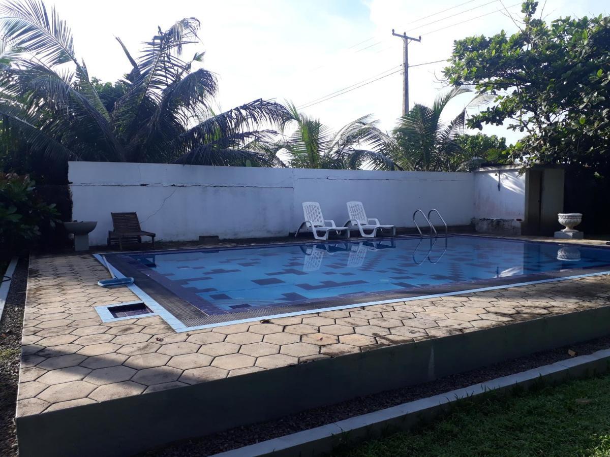 Villa Sea Sprays Хіккадува Екстер'єр фото