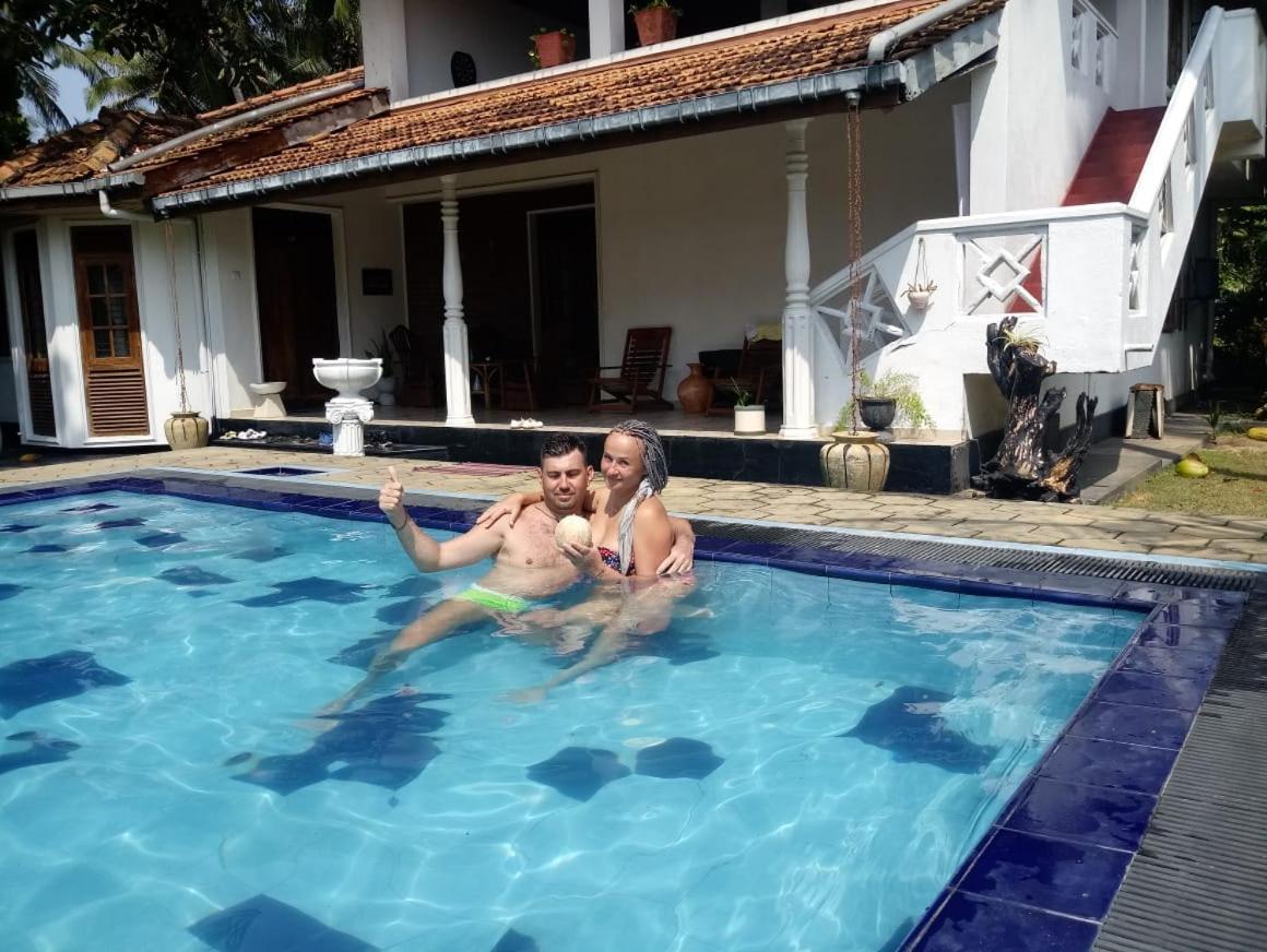 Villa Sea Sprays Хіккадува Екстер'єр фото